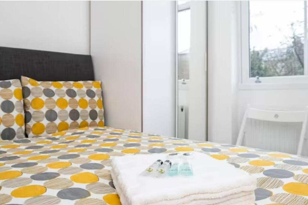 Victorian Functional Accommodation 5Min Walk From Tufnell Park ลอนดอน ภายนอก รูปภาพ